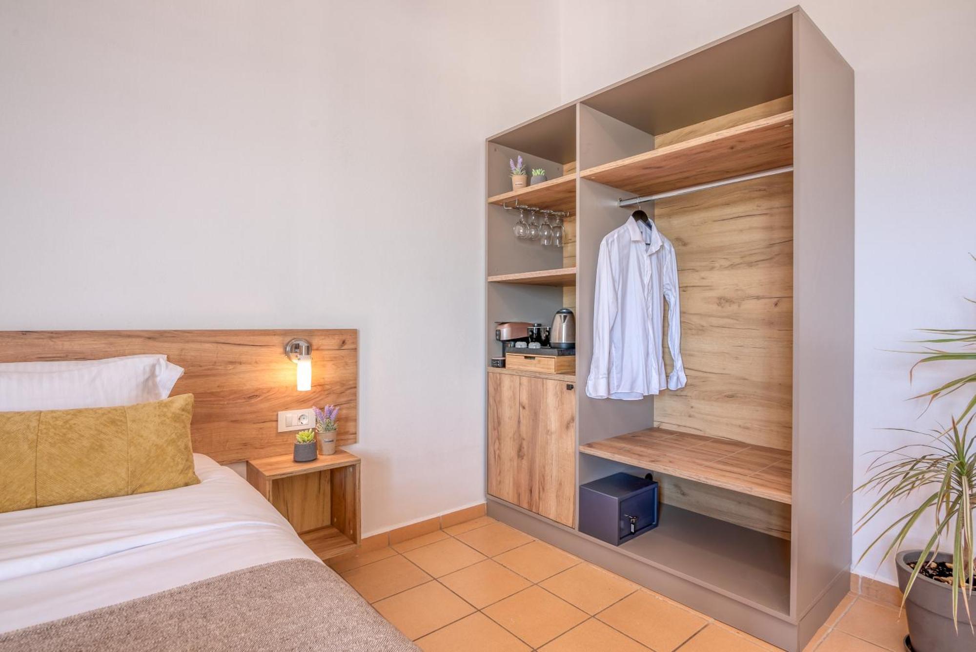 Kaliviani Traditional Hotel Kíssamos Exteriör bild